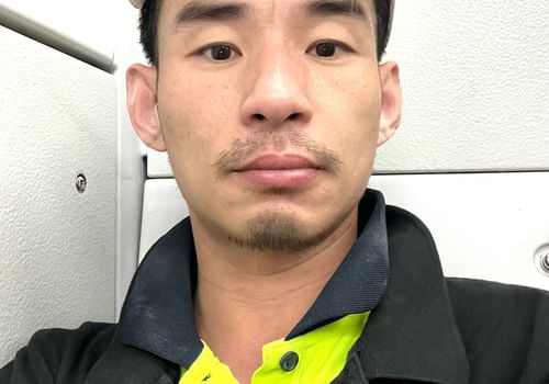 profile image for Alan Good Guy Man  in Sydney : Man2Men 4Hands Firm Pressure Remedy