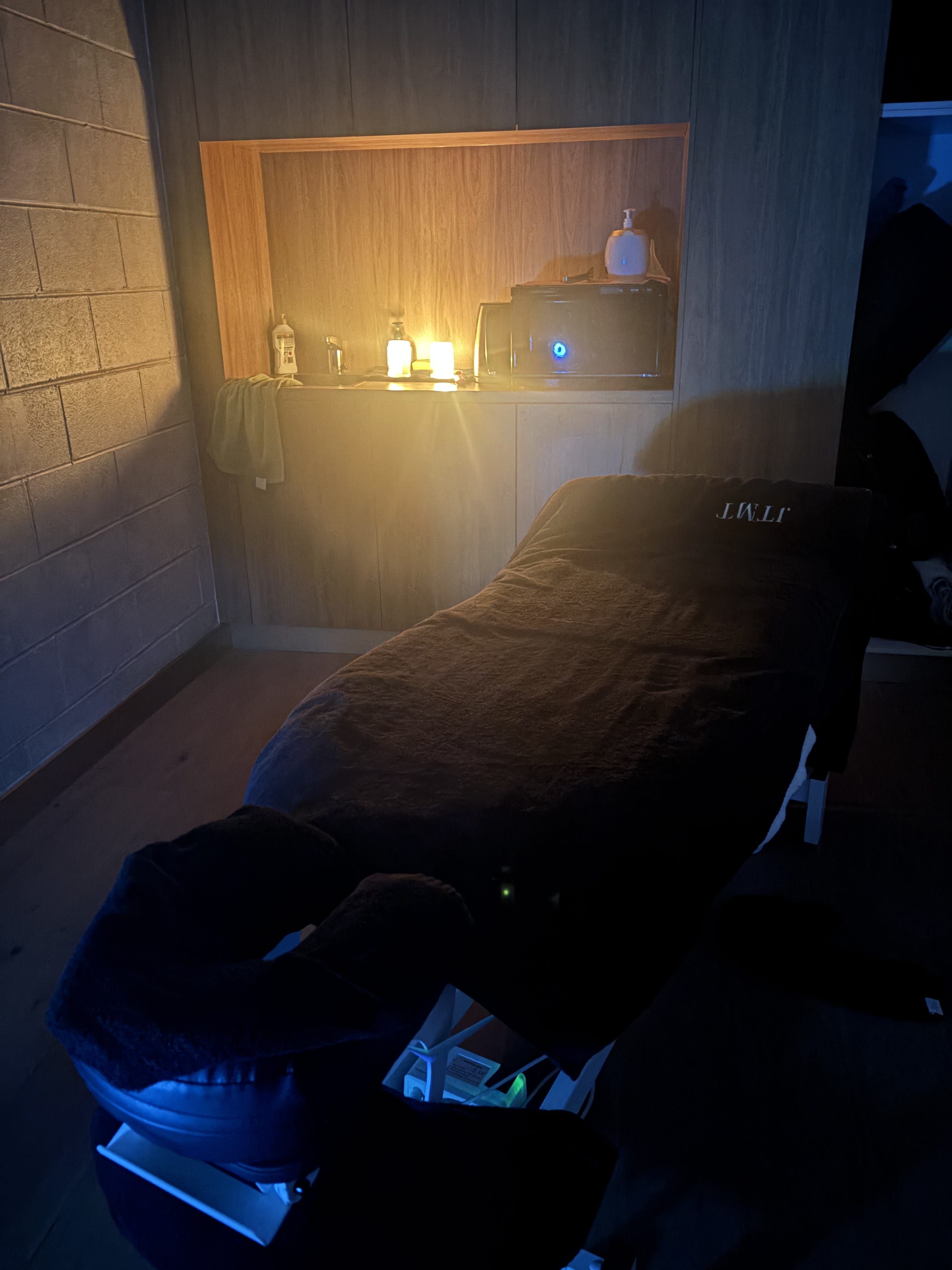 profile image 3 for Anubis in Collaroy : Gay massage
