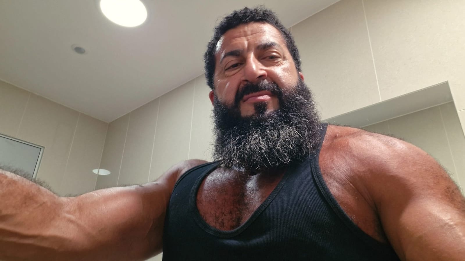 profile image 2 for THE HEALER  in Chippendale : Male to Male Massage