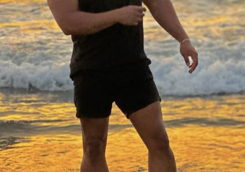 profile image for Bighands2 in Sydney : ⬆️ Pure Bliss – A Personalized Touch