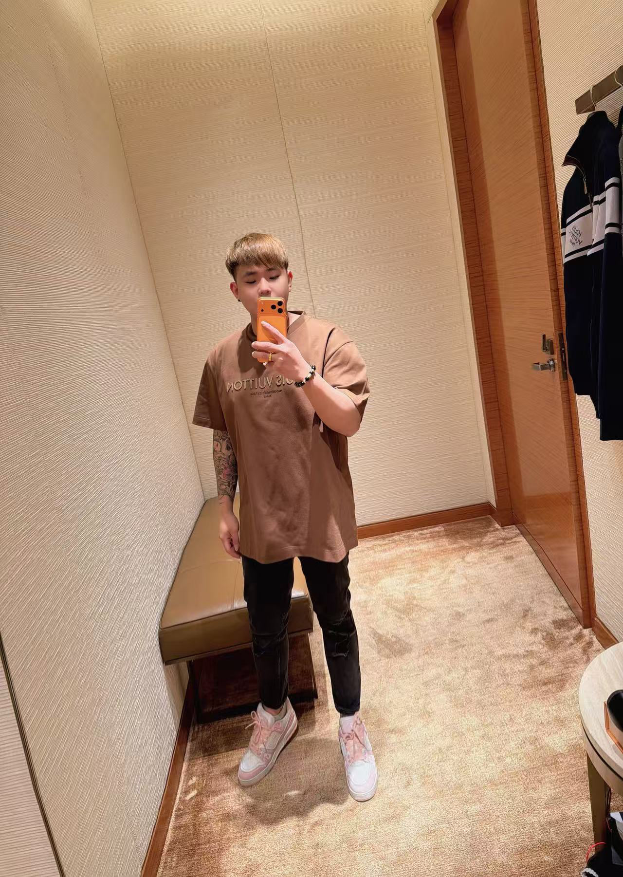 Gay Masseur