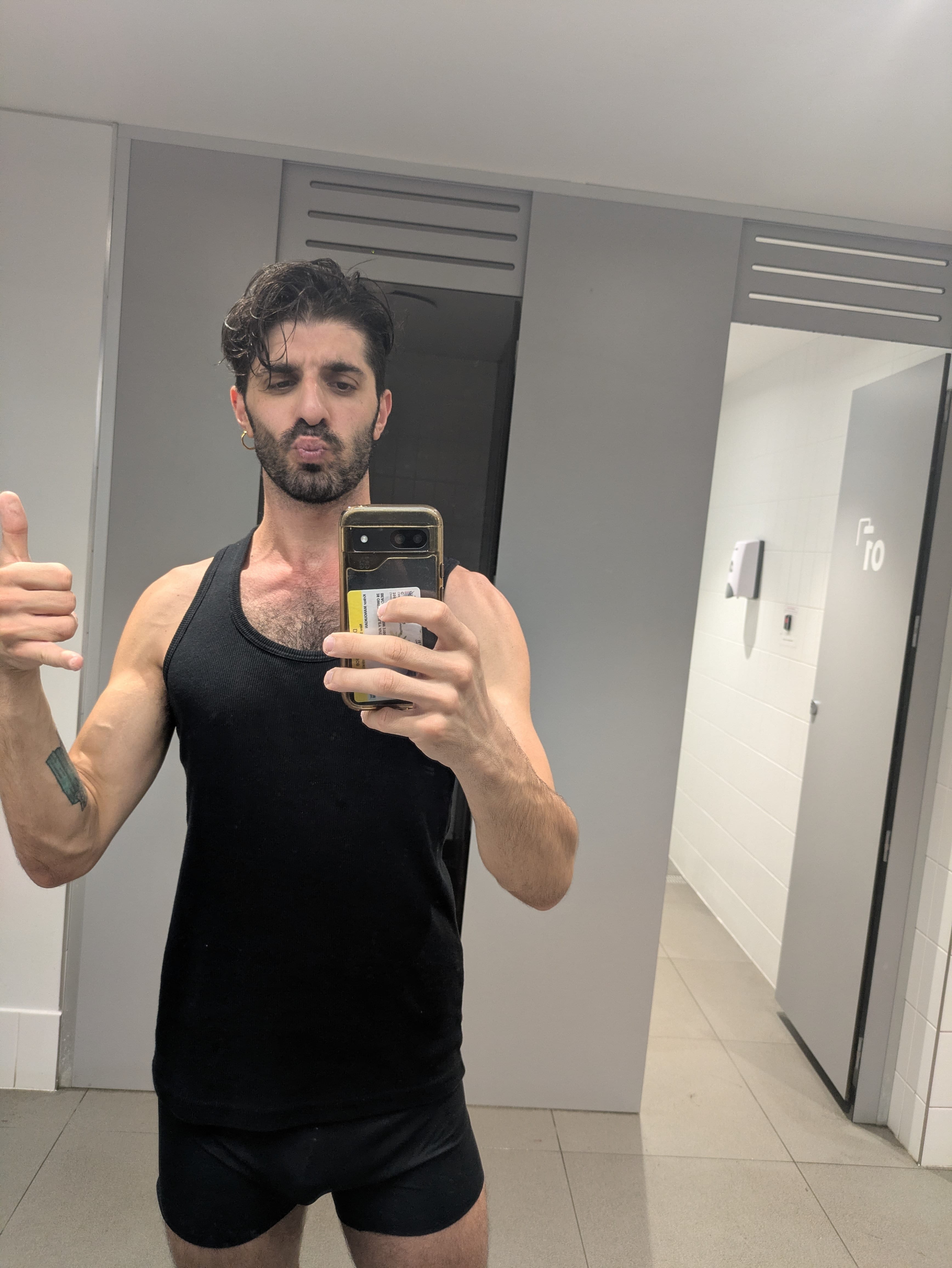 profile image 10 for Bukuró in Gold Coast : Gay massage