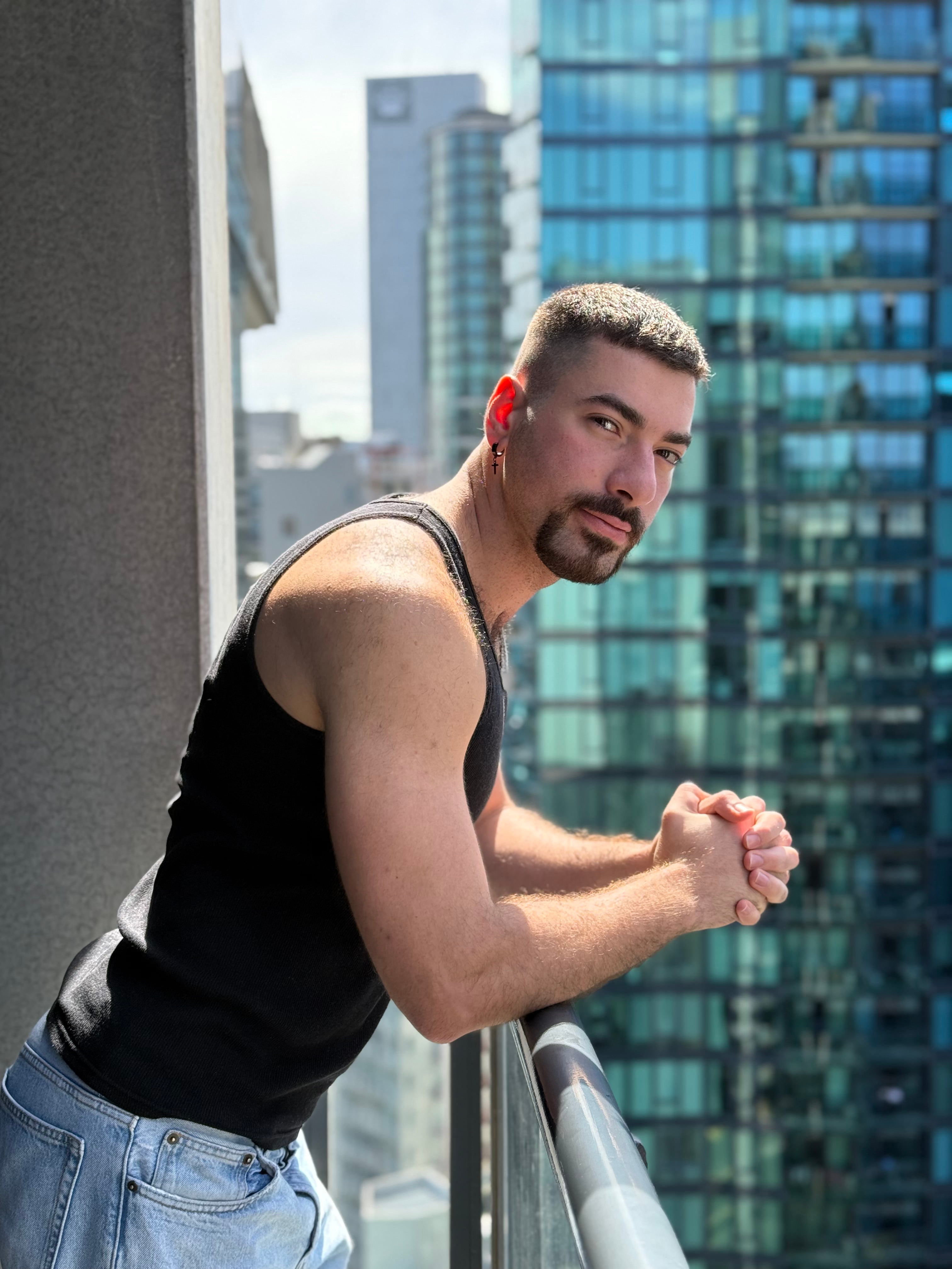 profile image for DanielVzla in Melbourne : Best Gay Massage