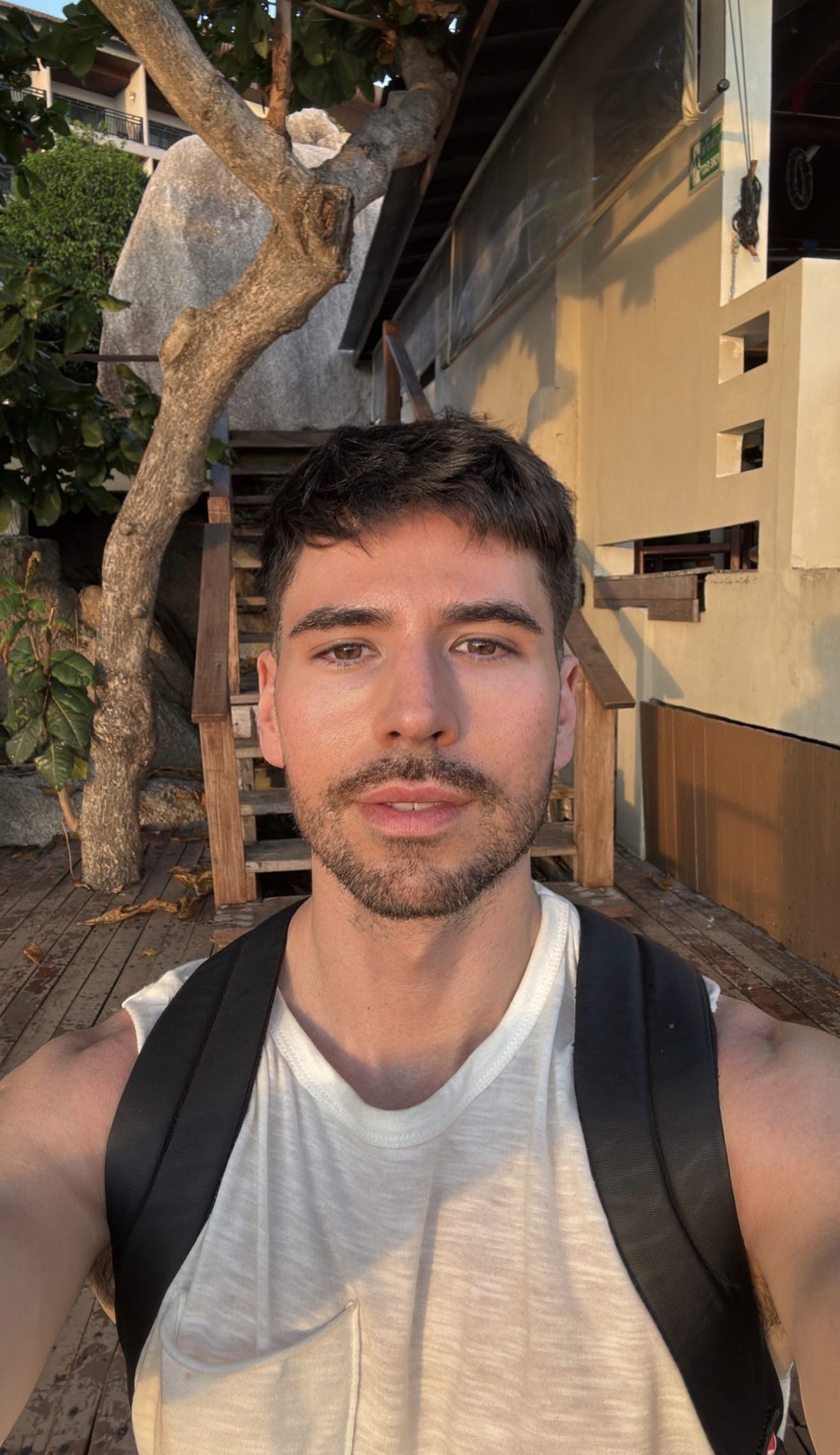 Eddiee :  Healing Strong Hands