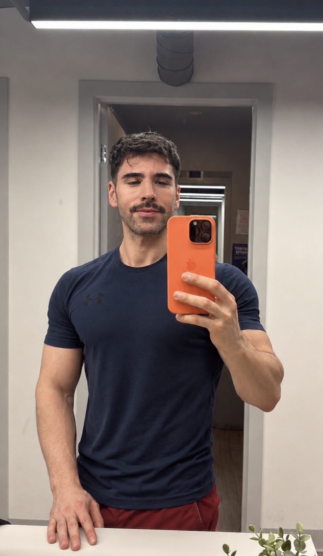 Eddiee :  Healing Strong Hands