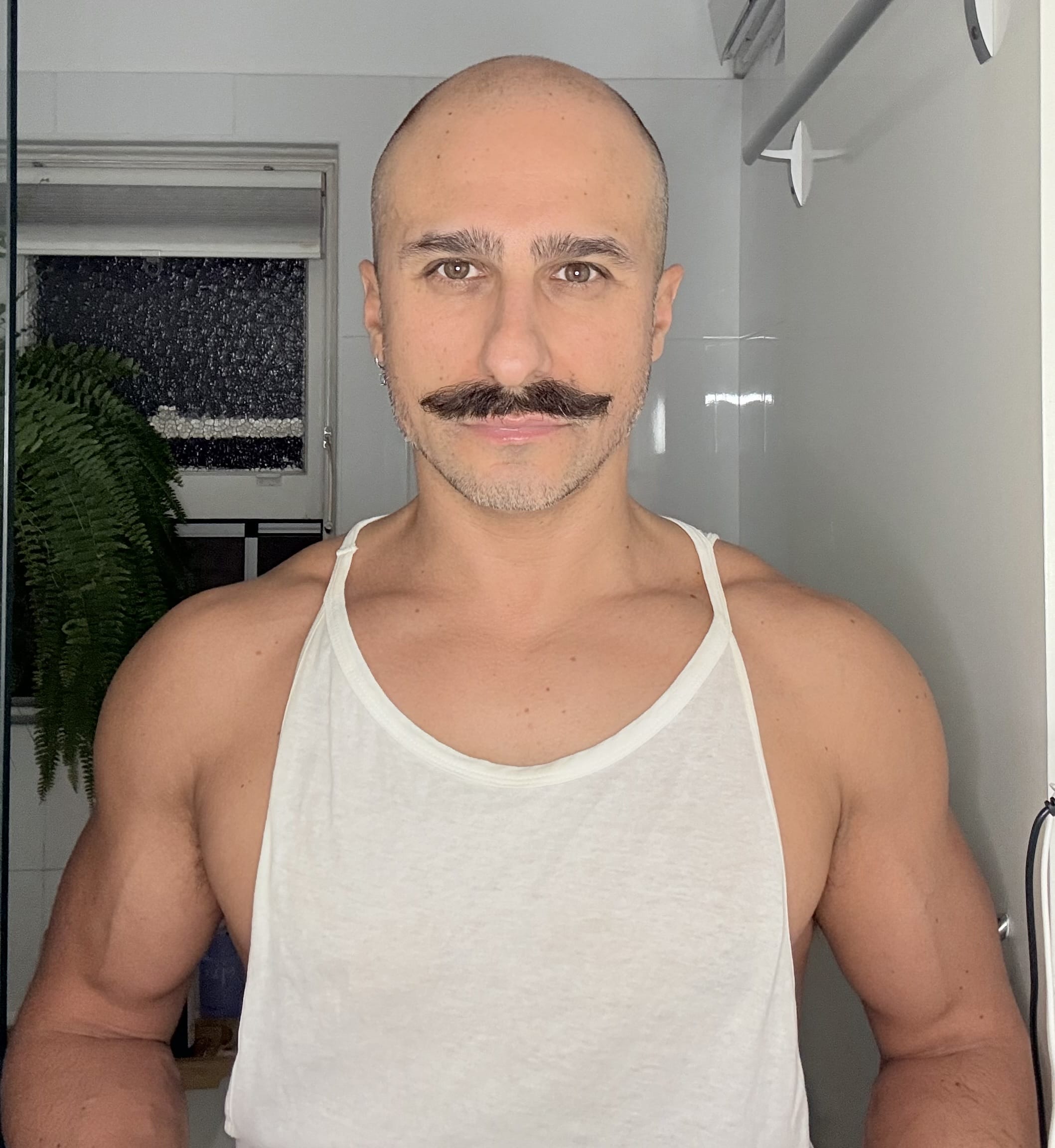 profile image for FernandoMass in Potts Point : Best massage in Sydney