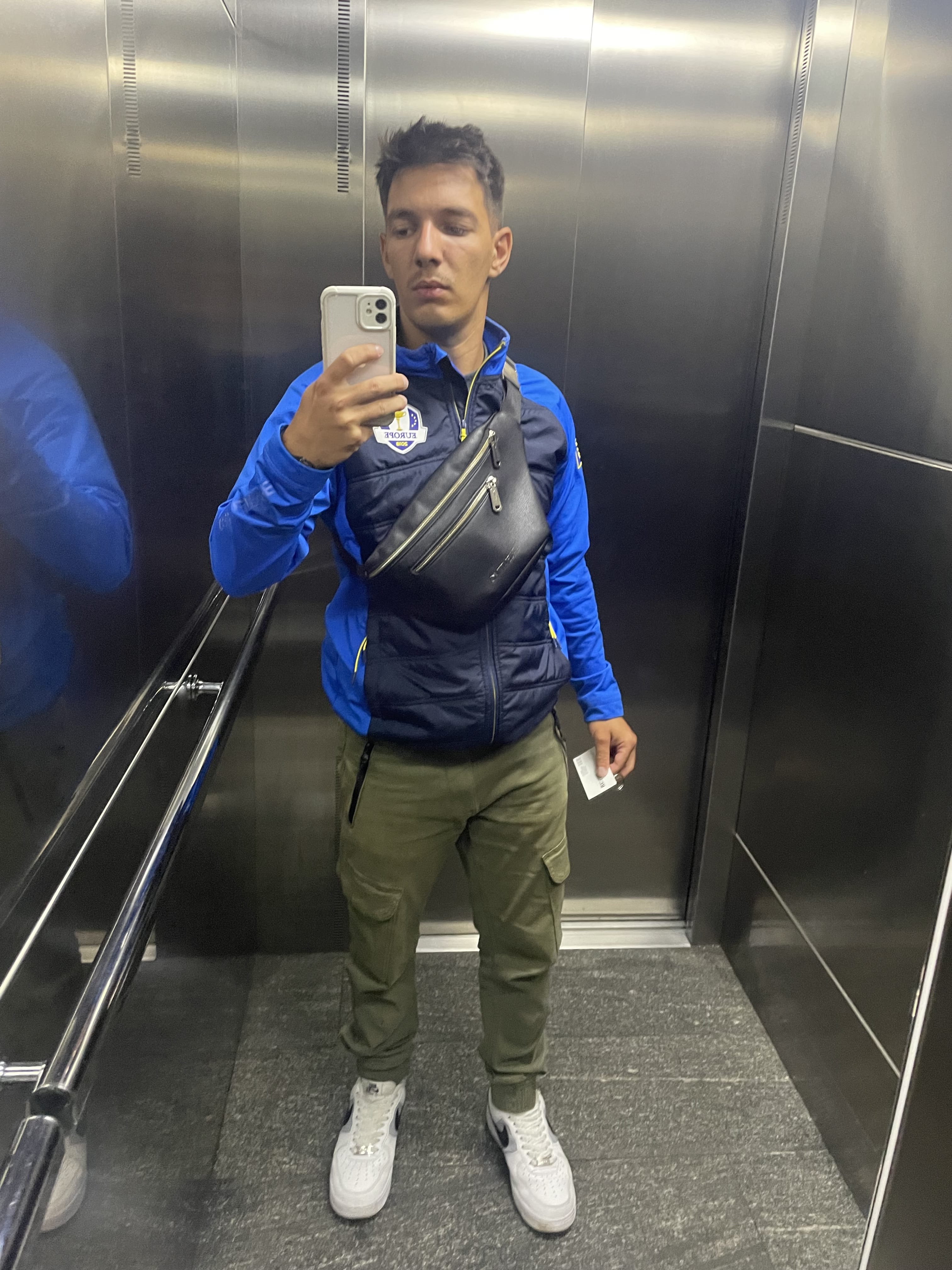 profile image for Fran in Sydney : French charm and relaxation 