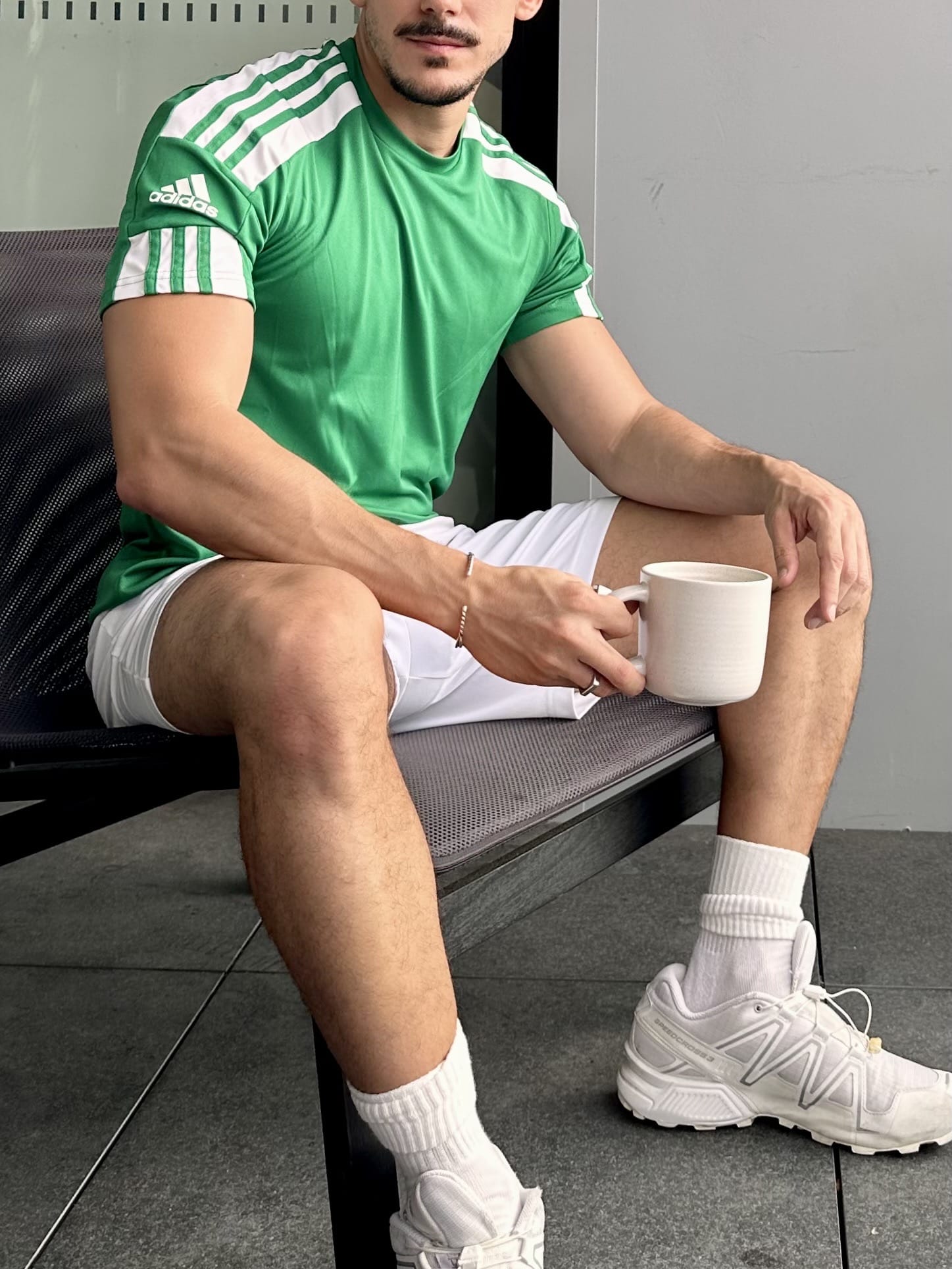 Francesco Moretti : Calm. Restore. Renew.