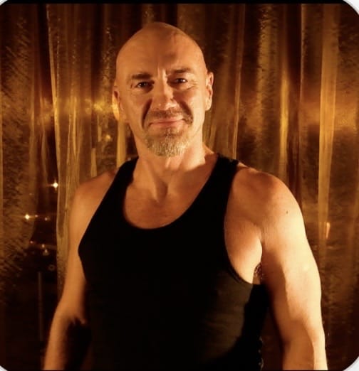 Healing Touch Masseur Spotlight Byron Bay Relaxation bodyrub