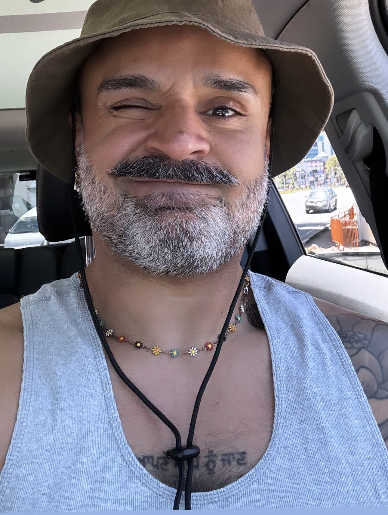 HoneyBear Masseur Spotlight Redfern Relaxation Bodywork