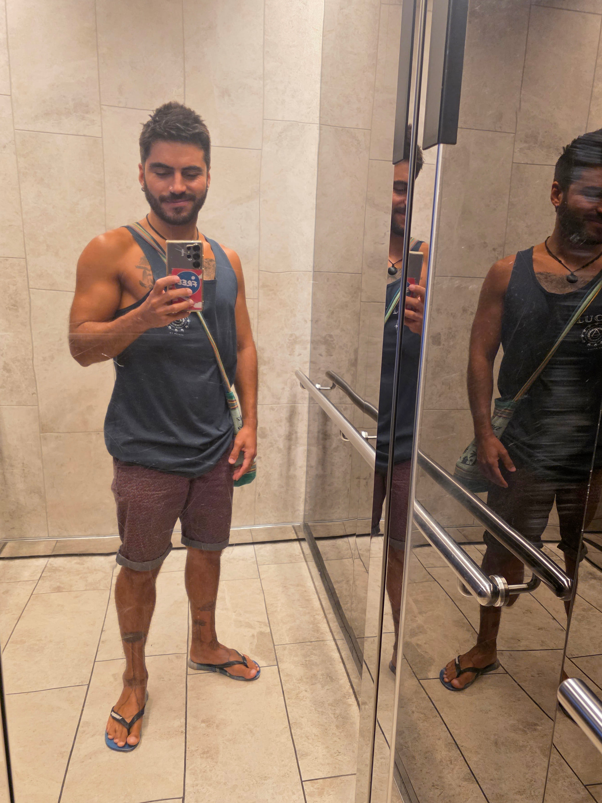 profile image 9 for Latin Lucas in Perth : Masseur