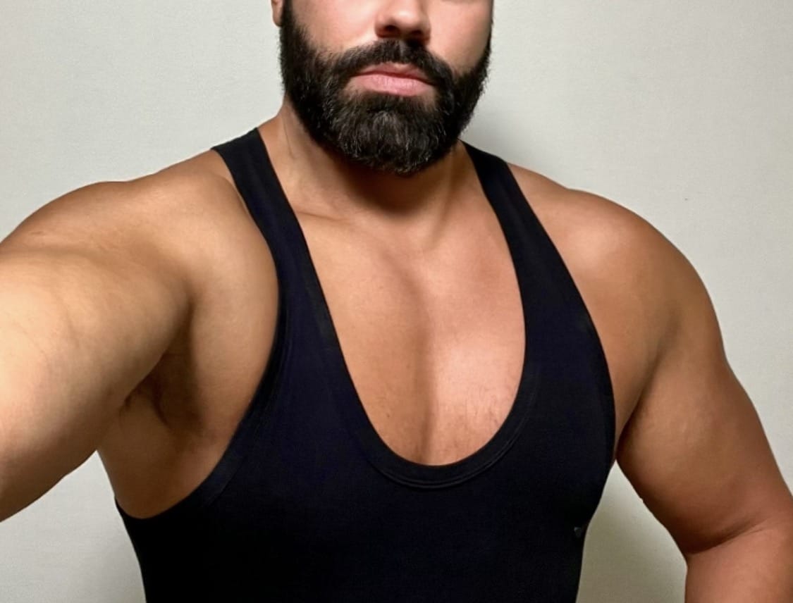 profile image for Latin Muscle Man  in Sydenham : Big Muscular Masseur