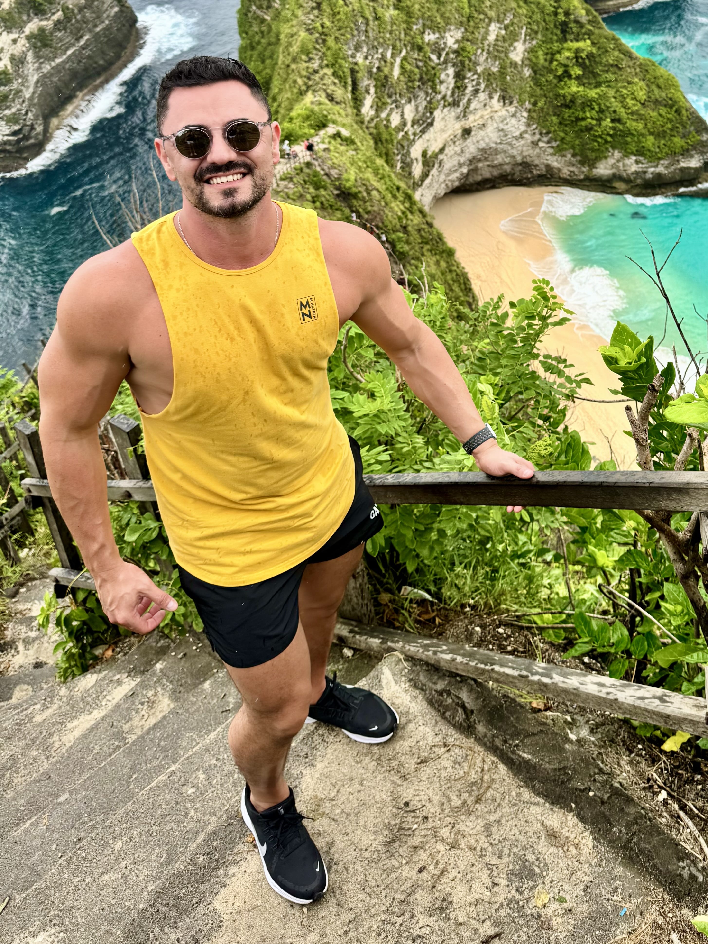 MaleResetStudio : Masculine Strength. Deep Relaxation