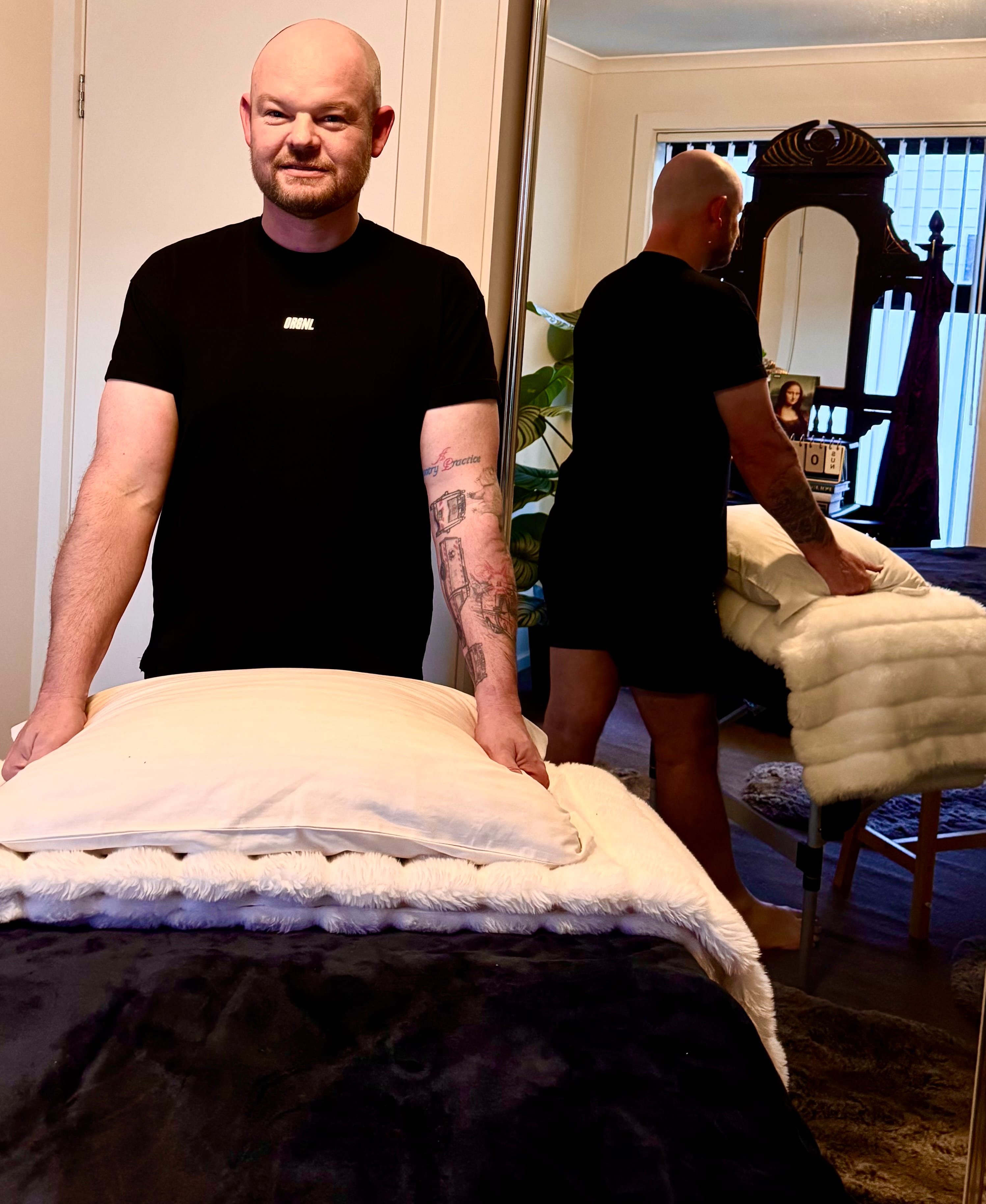 profile image 7 for Marc Mills in West Lakes : Gay massage