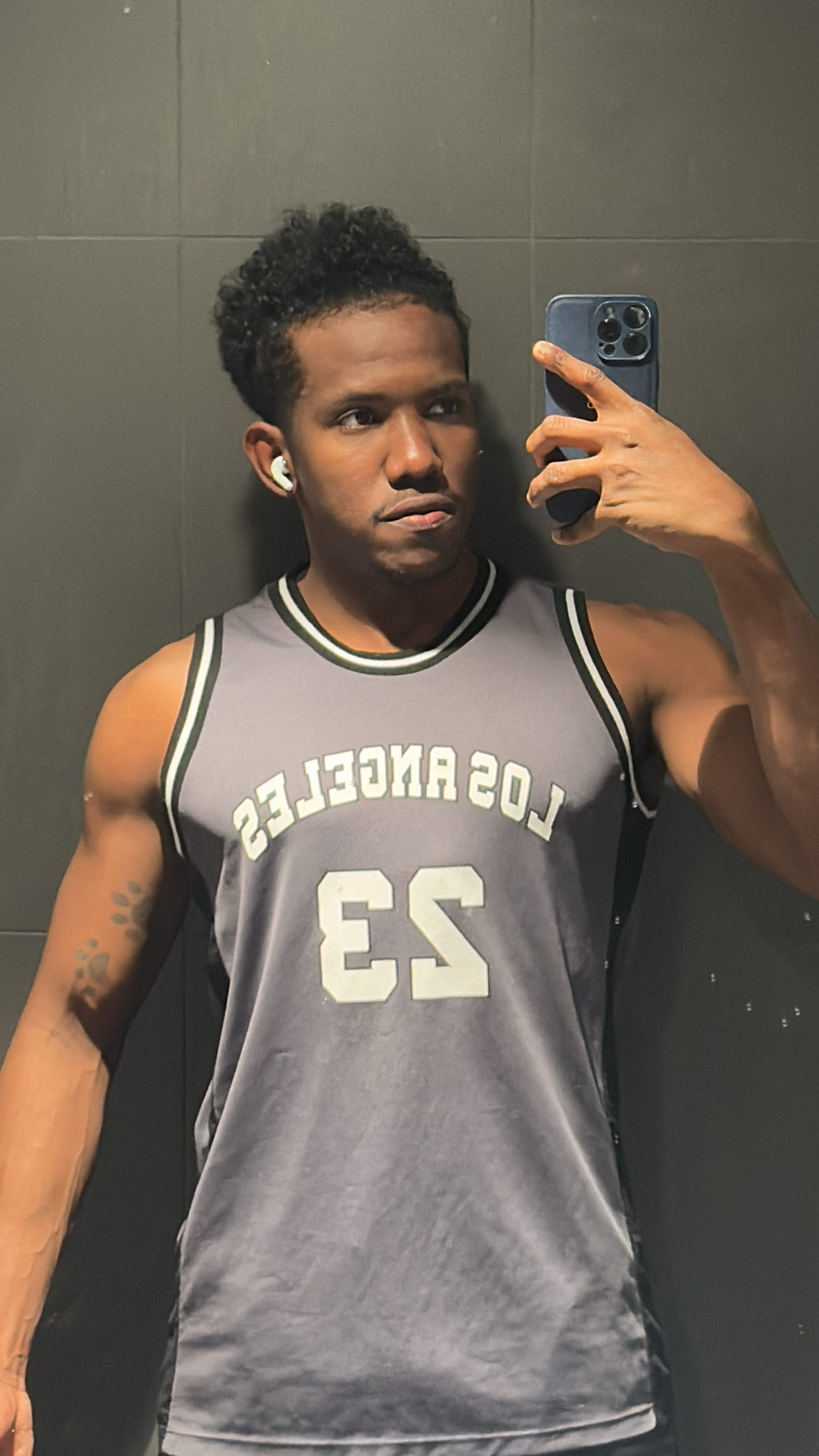 Maxwell F : Calm atmosphere, clean space, attentive therapeutic touch