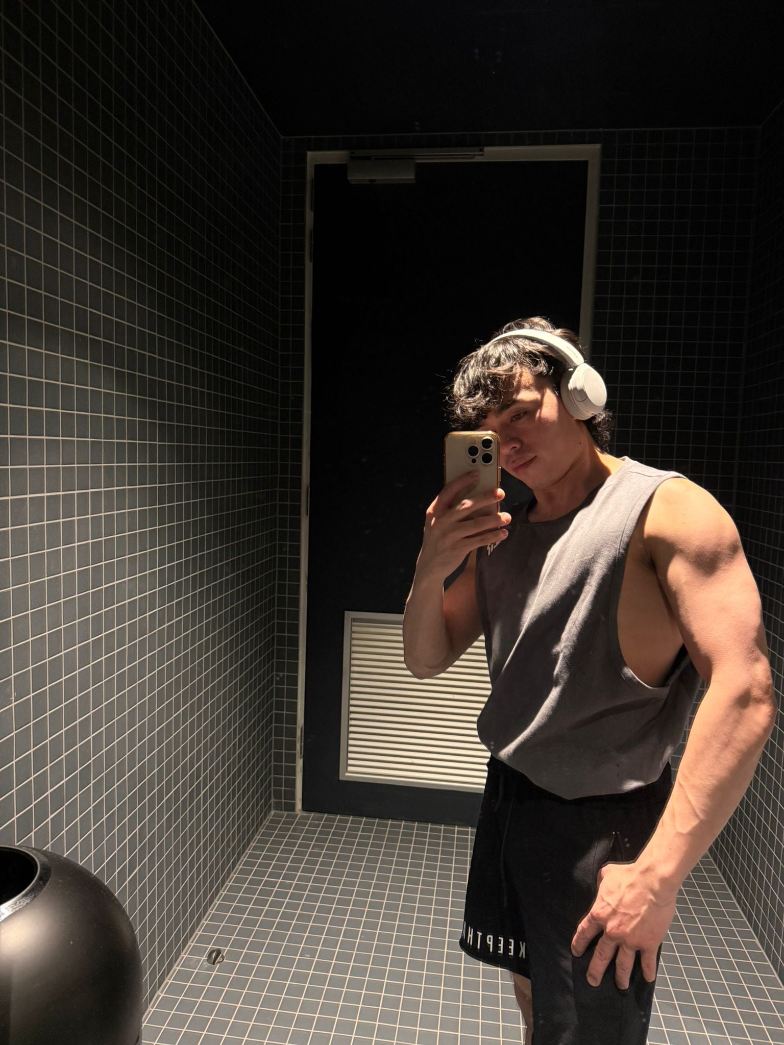 profile image 6 for Maxwell2 in Camberwell : Masseur