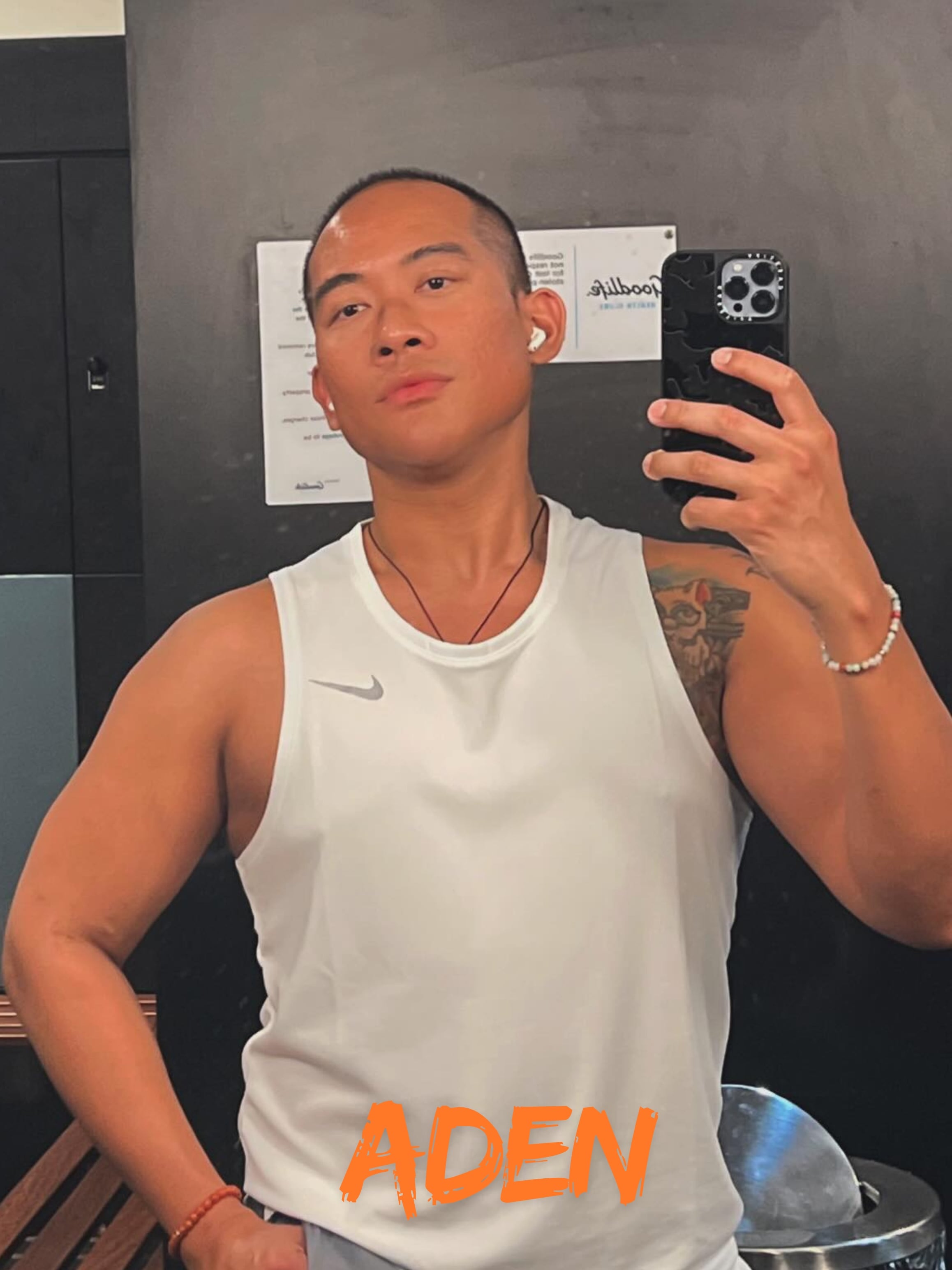 Maxwell2 Masseur Spotlight Camberwell M2M Massage