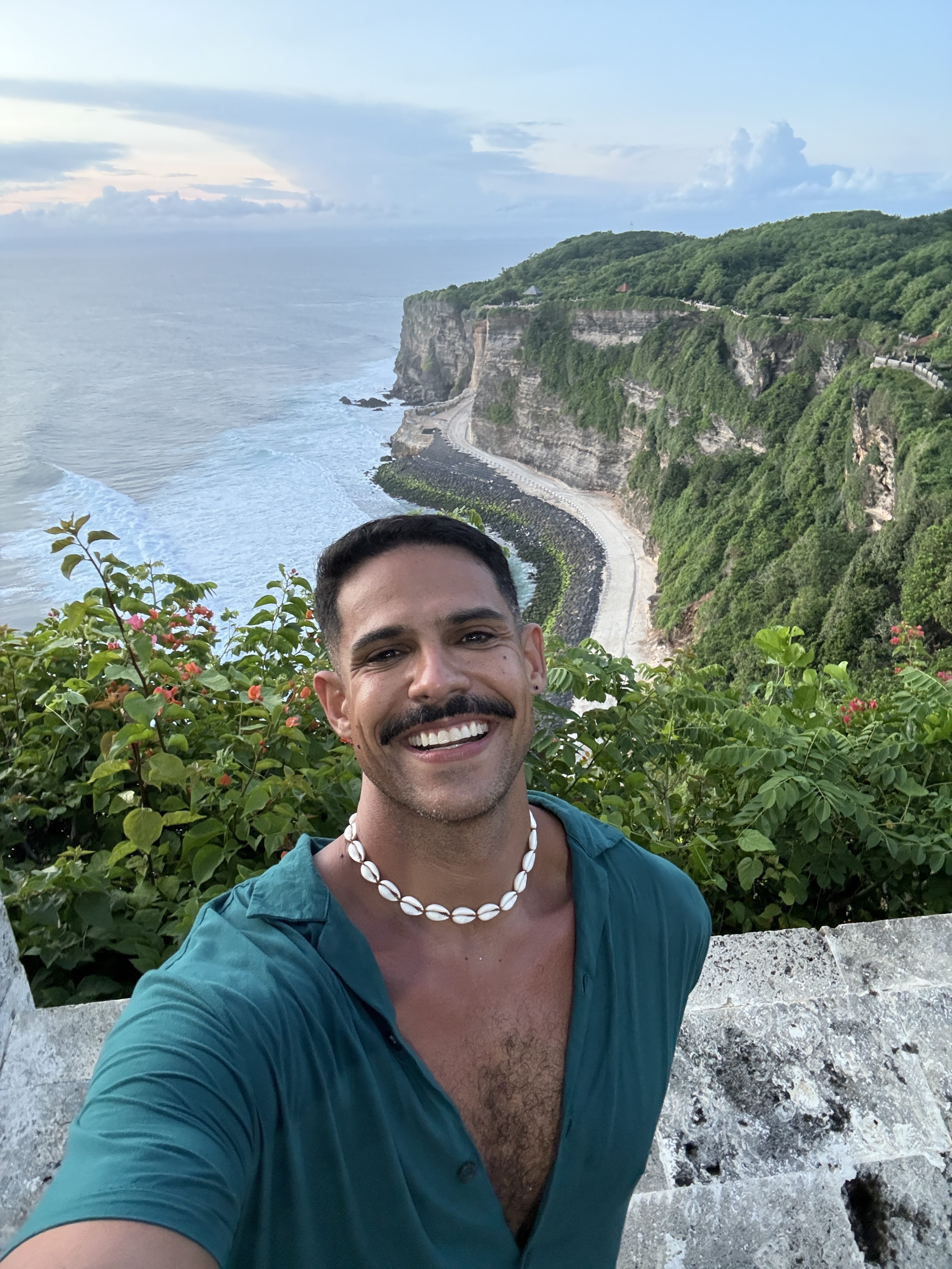 profile image for Vini in Sydney : Healing Hands