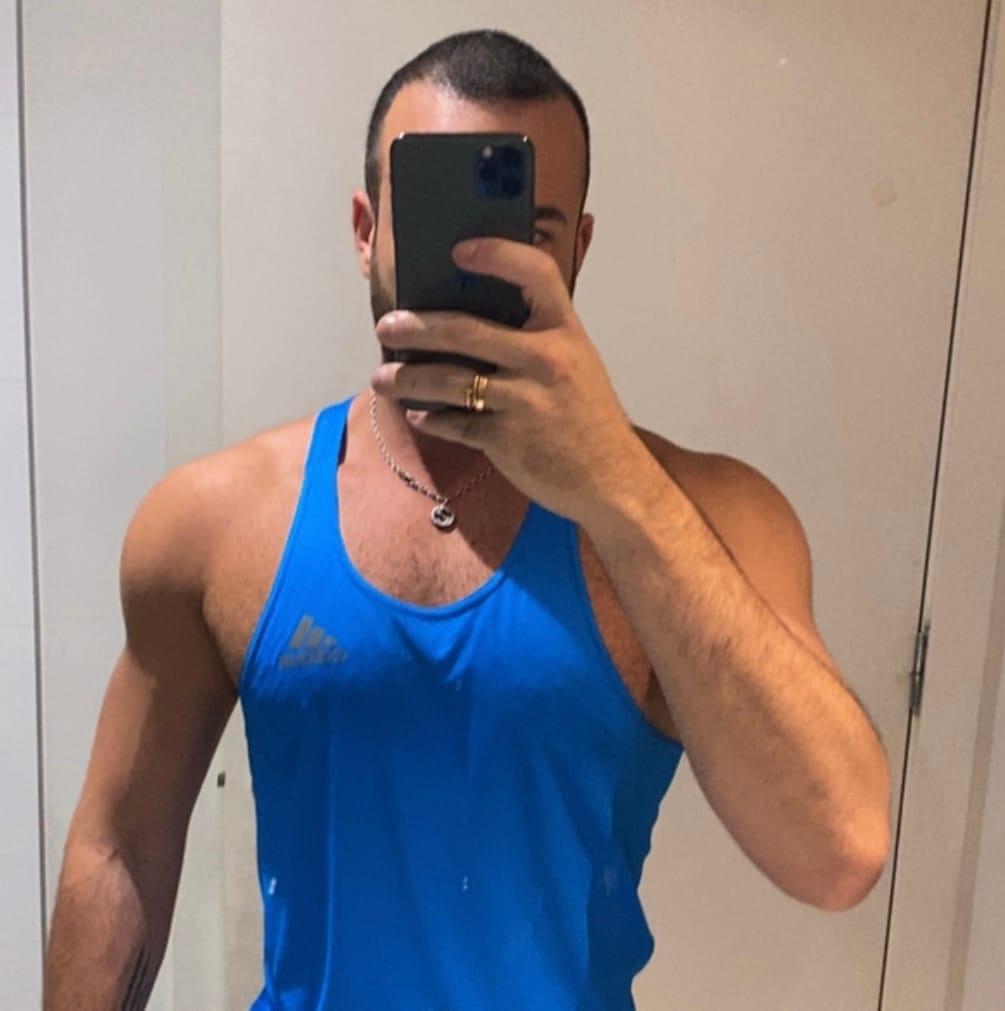 Gay Masseur