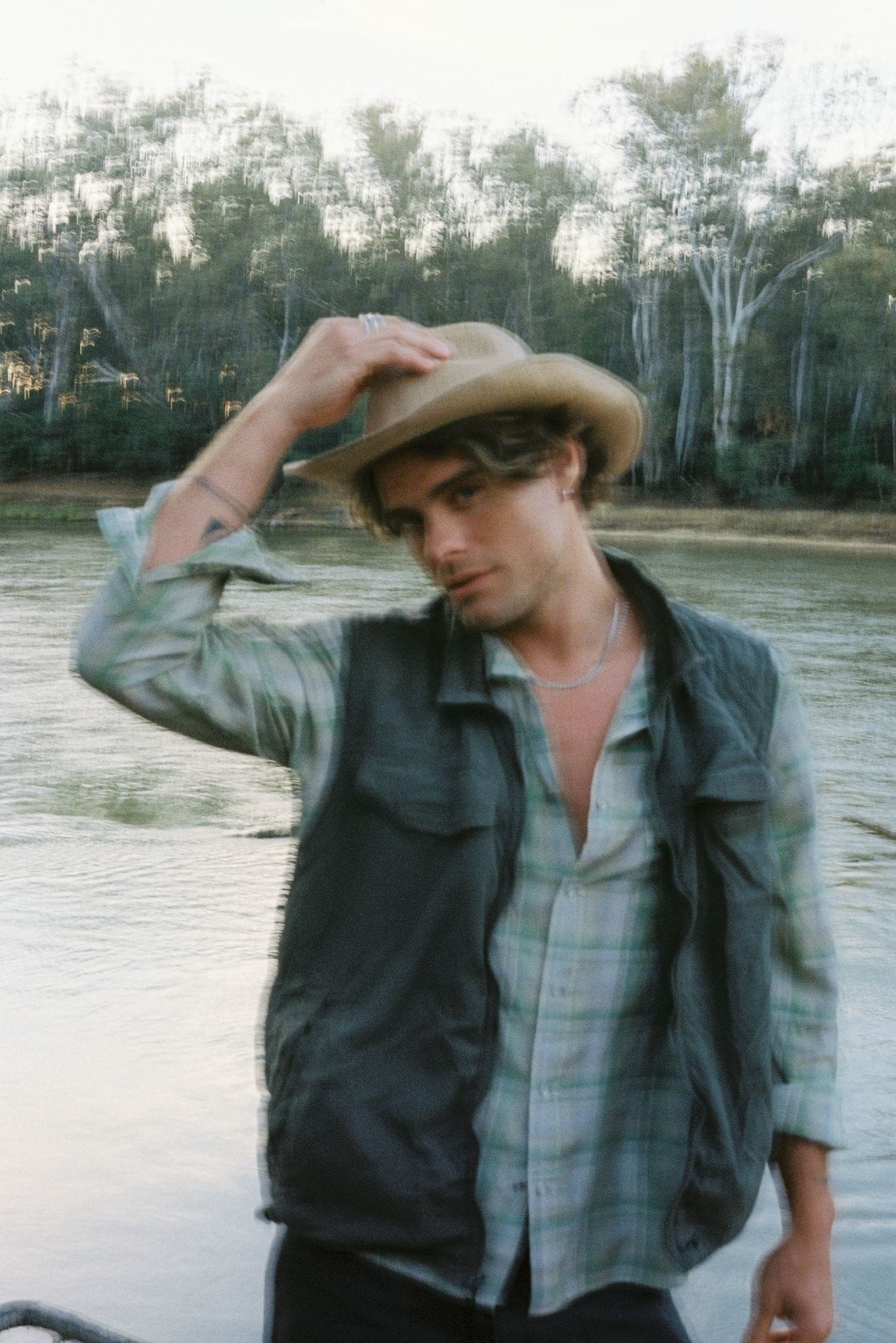 profile image for PhoenixTouch in Melbourne : Experienced, Qualified and down to earth.