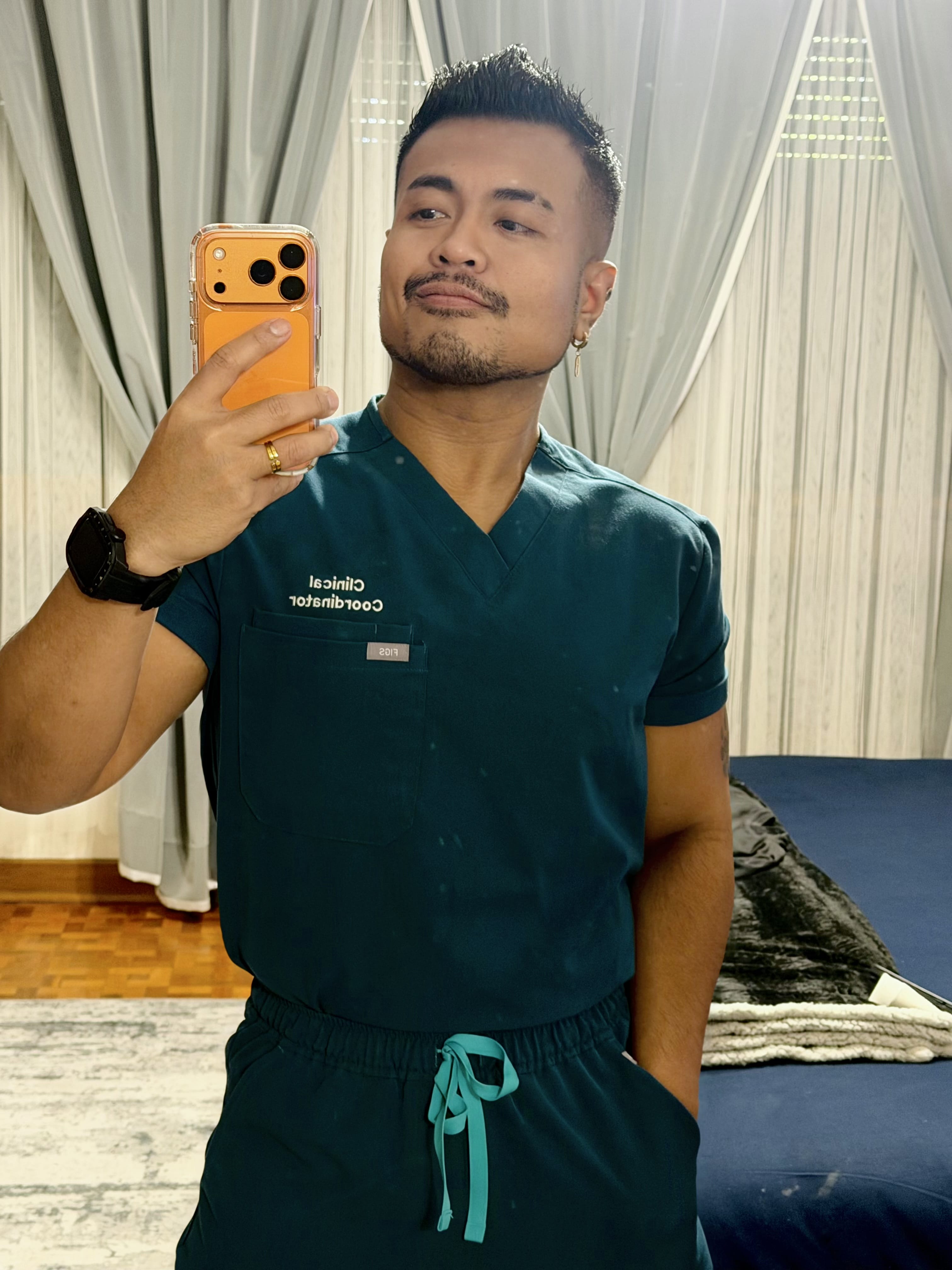 Gay Masseur