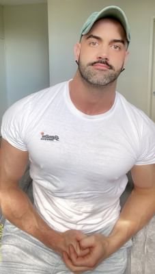 Male to Male Massage