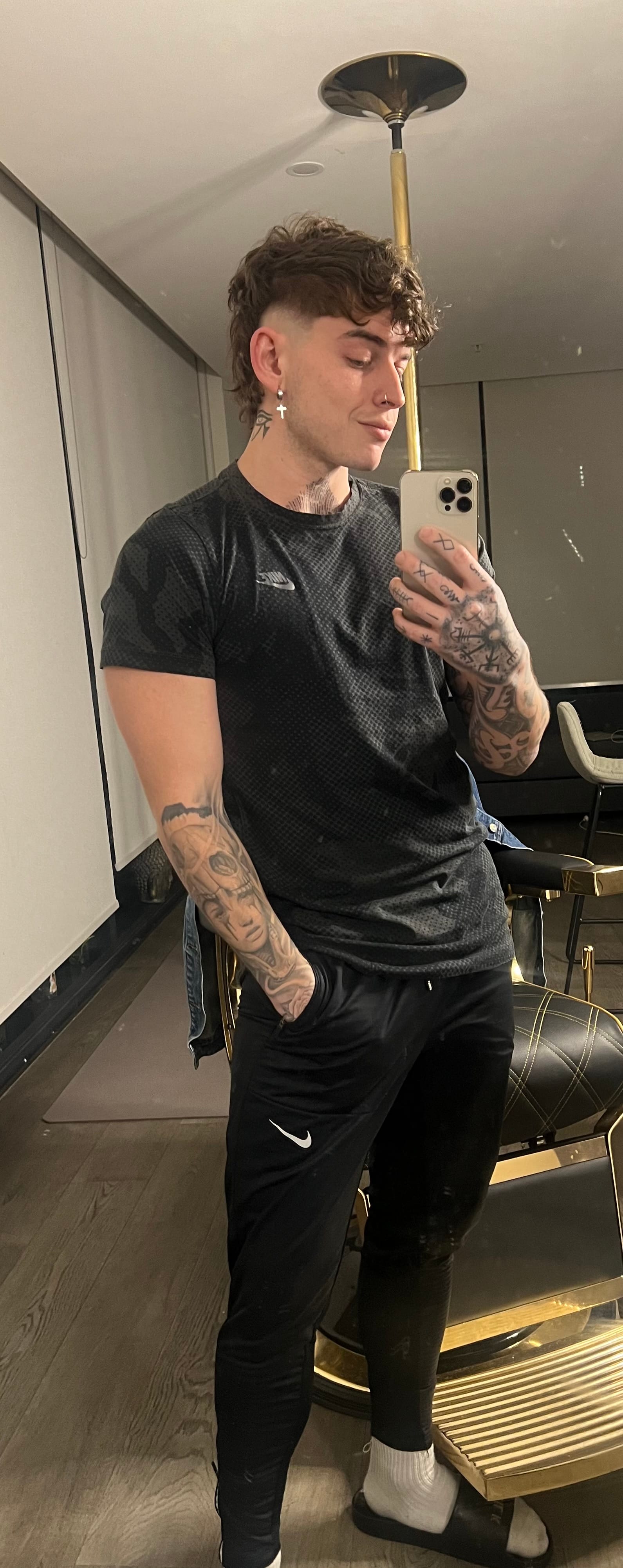 profile image for rub and groom in Canberra : Men’s body rubs! and grooming