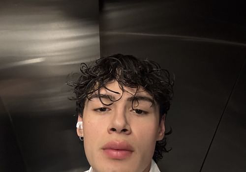 profile image for HandsomeTherapist in Melbourne : Body Rub