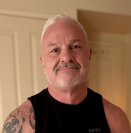 Near By Masseur - SilverFoxM2M