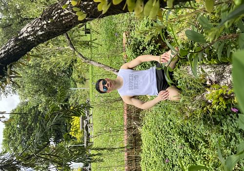 profile image for Theodore in elsternwick : Fit young asian incredible massage