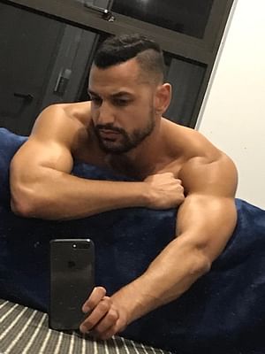 2 gay men and 1 women from Ahmed classic gay male massage sensual