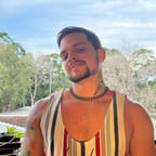 YoungLatino : In Syd for a week then overseas again