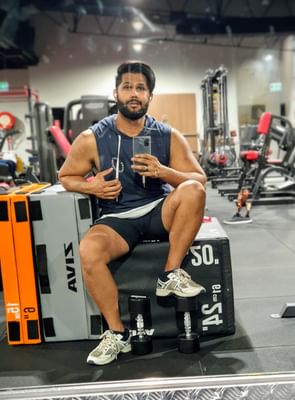 Male to Male Massage